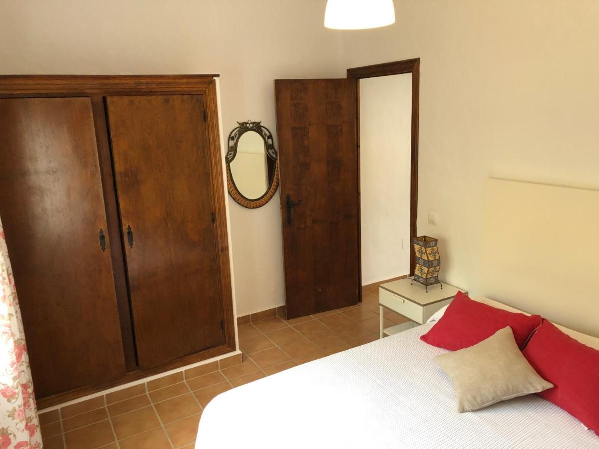 Apartamentos Cala Isabel 자호라 외부 사진
