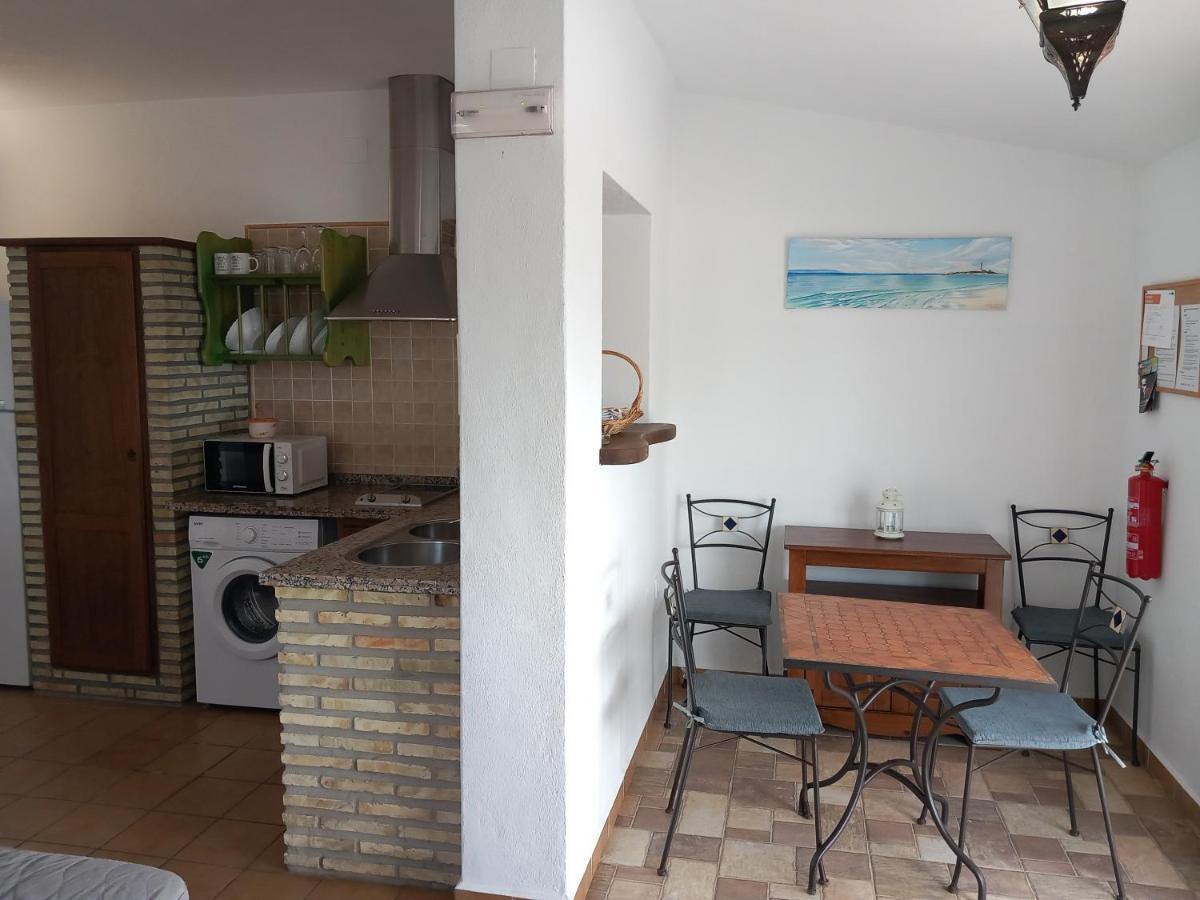Apartamentos Cala Isabel 자호라 외부 사진